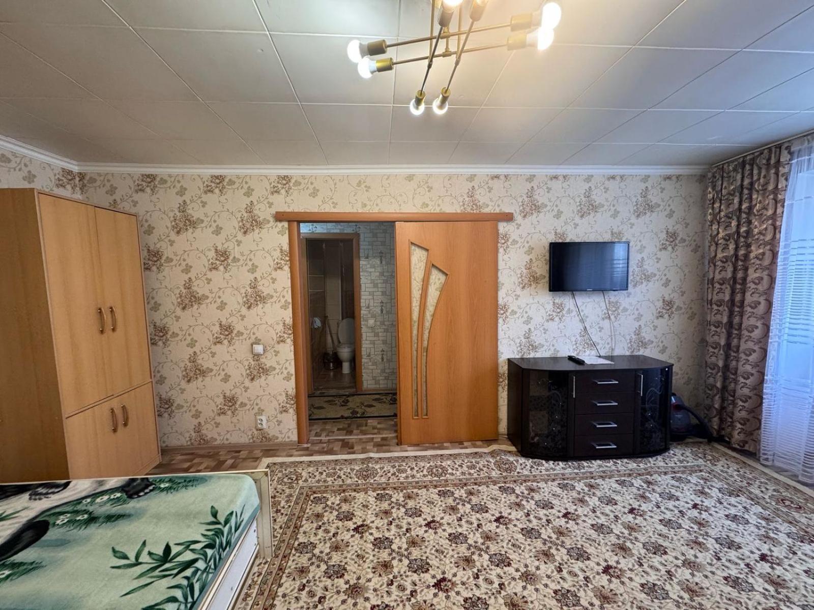 אלמטי Apartment On Akhmetova 10 מראה חיצוני תמונה