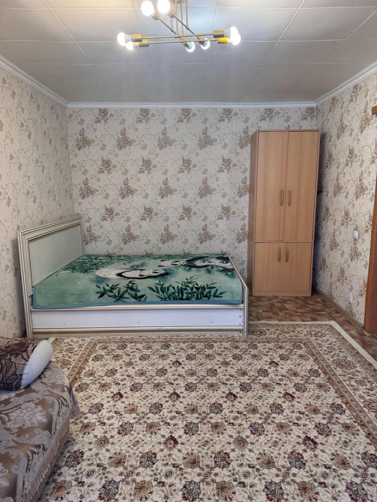 אלמטי Apartment On Akhmetova 10 מראה חיצוני תמונה